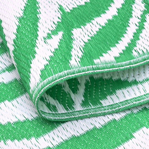 Outdoor Teppich | Für Drinnen und Draußen | Wetterfester Wendeteppich | Leichtgewicht | Hellgrün Palmenblätter